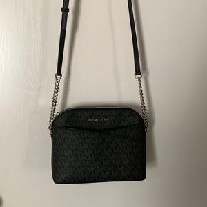 Michael Kors Jet Set MD Dome XCROSS XBody